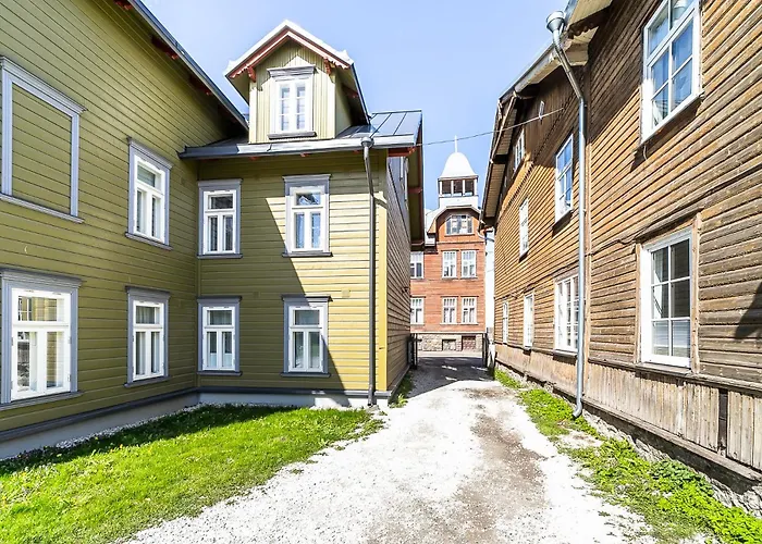 Apartment For Four With Free Parking