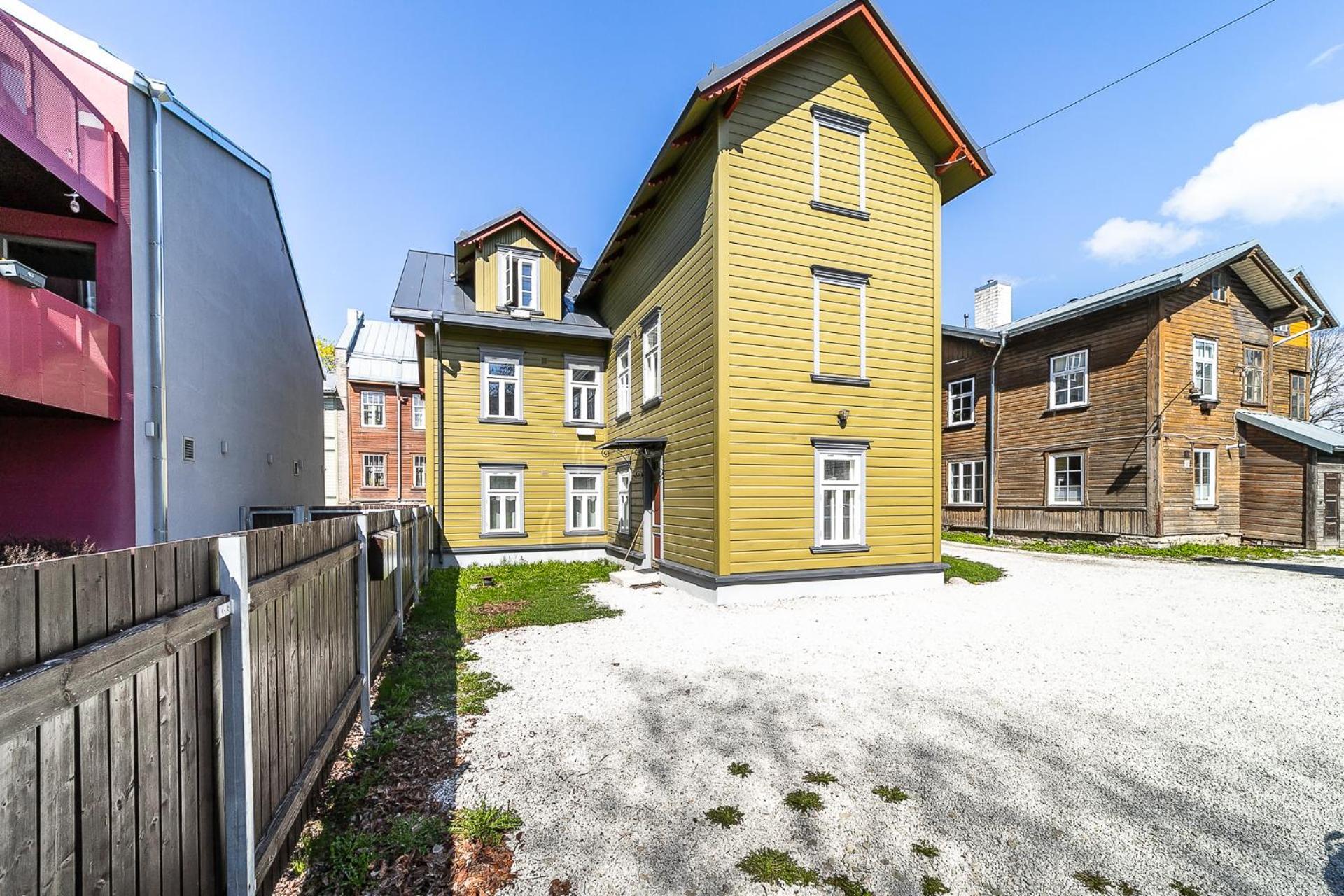 Huoneisto For Four With Free Parking *